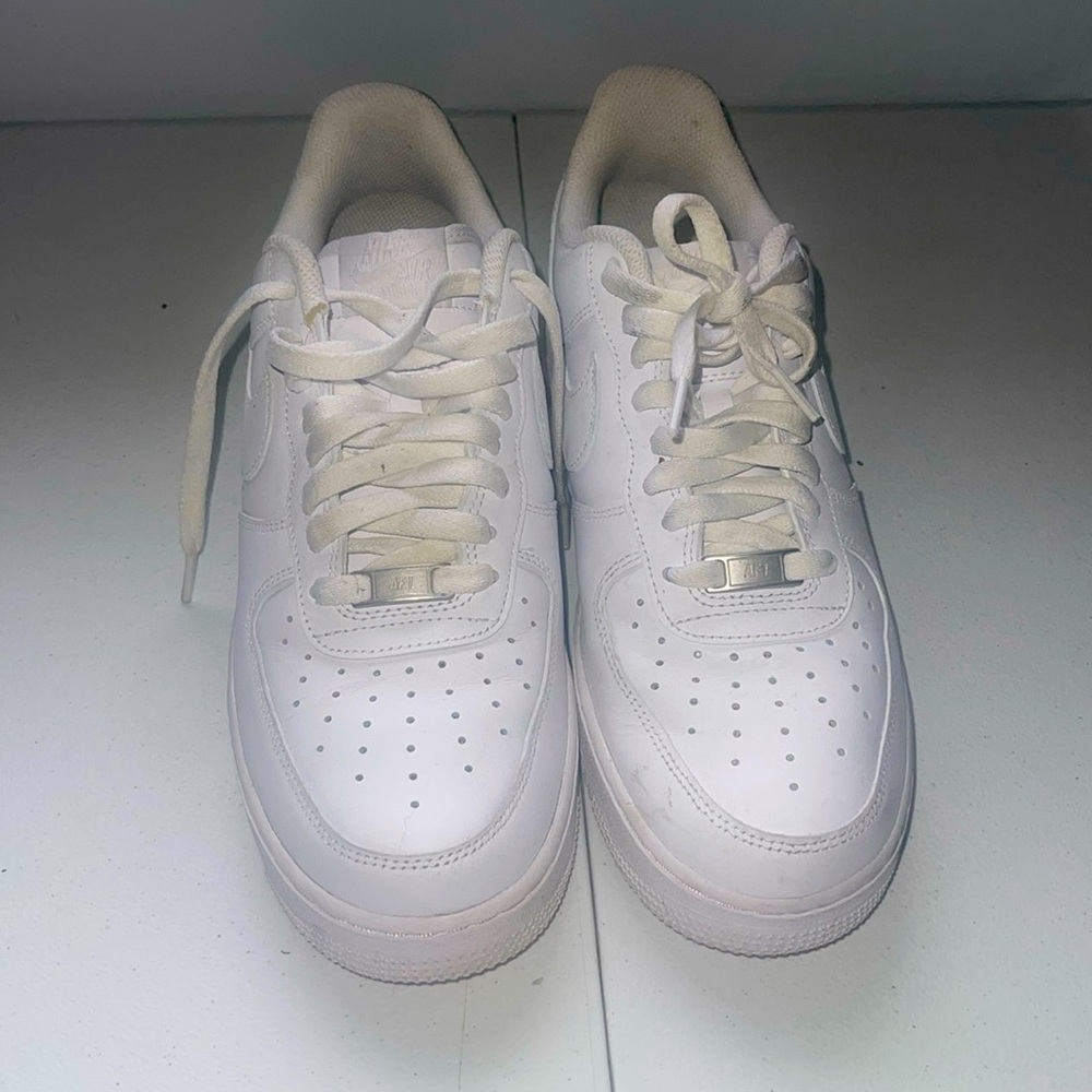Men’s white Air Force 1